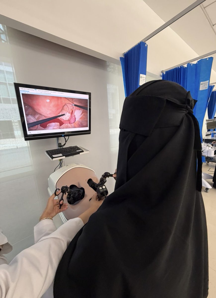 Wasan_med's tweet photo. Laparoscopy simulation today 🩺✨

Such an amazing hands-on experience! Definitely one of those sessions that makes me excited to learn more 🤍 https://t.co/sUiU3ewB6L