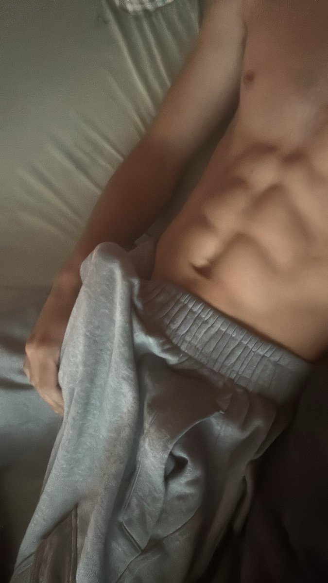 jacobsmith4587's tweet photo. Horny af like or dm #horny #bwc #nsfwtwt #freak #downforanything https://t.co/jHUsacDl7J