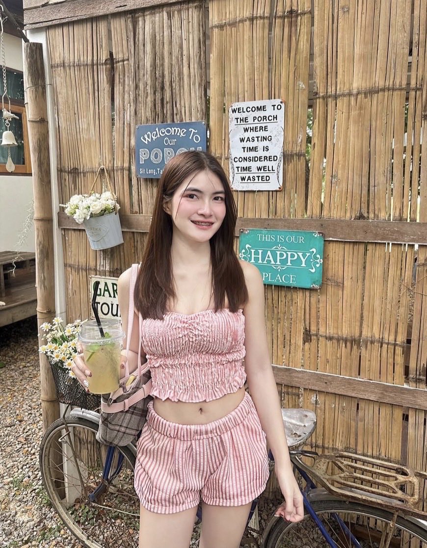 LaquandaChnoy's tweet photo. 🦊ตอนแรกก็ไม่เชื่อ เอง... ไอเทมลับที่บิวตี้บล็อกเกอร์เกาหลีโหวตให้เป็นอันดับ 1!“ครีมกันแดดเนื้อซูเฟล่ บางเบา คุมมันนาน🦊

💯 จ่ายหน้างาน  ไม่มีมัดจำ ❤️‍🔥

🆔 koomm77

#รับงานปากช่อง รับงานปากช่อง https://t.co/ZCns0CsPXt