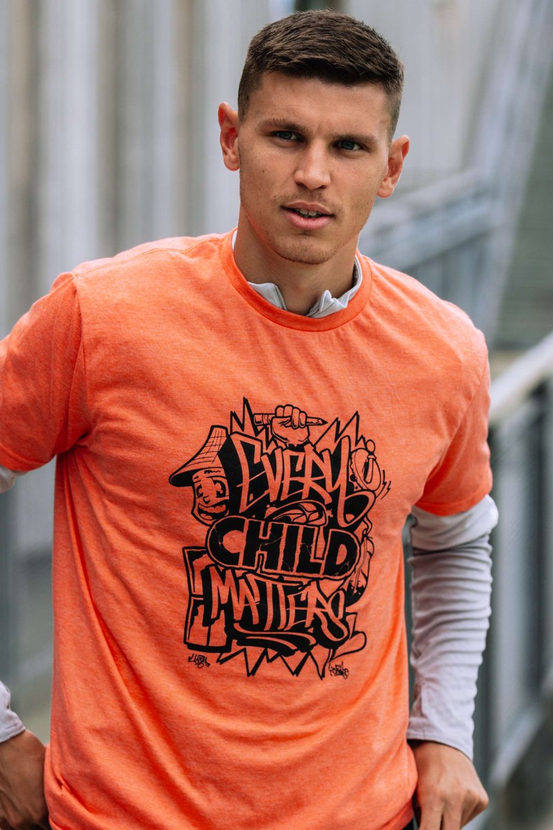 WhitecapsFC's tweet photo. Today we pause to listen, learn and reflect 🧡

Orange Shirt Day is a moment to acknowledge the past and on-going intergenerational impacts of residential schools.  It’s a moment to reaffirm our year round commitment to Truth and Reconciliation, and recommit to walking this journey together with First Nations, Indigenous, Métis and Inuit Peoples.

#EveryChildMatters | #VWFC