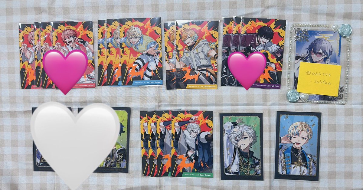 086776_5a5faa's tweet photo. @Makochi_log 初めまして、検索からお声がけ失礼します。

画像のものを所持しているのですが、🩷印のもの各1とまこち様の画像右上の💙の方を2:2でご交換いただくことは可能でしょうか？

郵送での交換希望です。
ご検討よろしくお願いいたします。 https://t.co/eyf9hqZSNJ