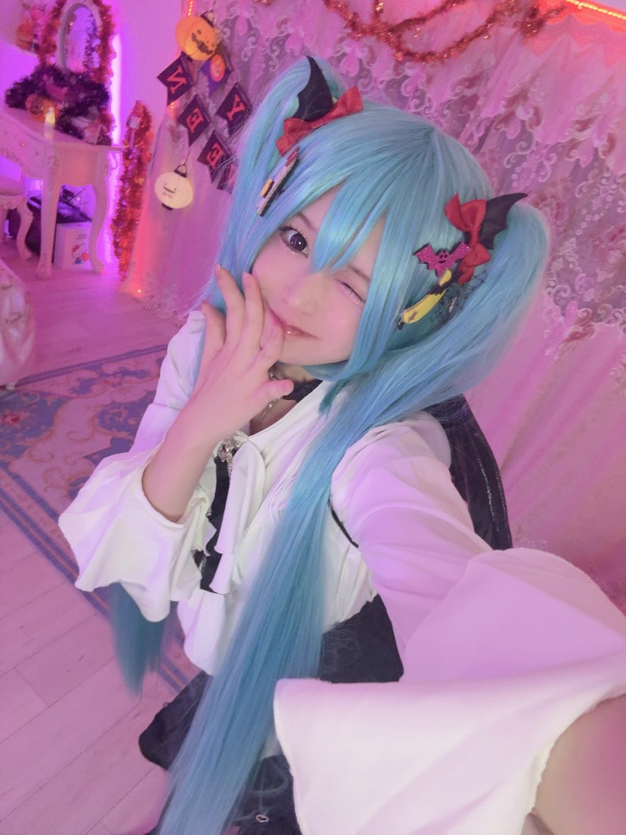 ricopin_star's tweet photo. おはりこぴん🍅⭐️
今日から10月！早いー！10月もよろしくね🥰SNS頑張るぞぉぉ٩(๑•̀ω•́๑)۶ https://t.co/EN3jcA5kwR