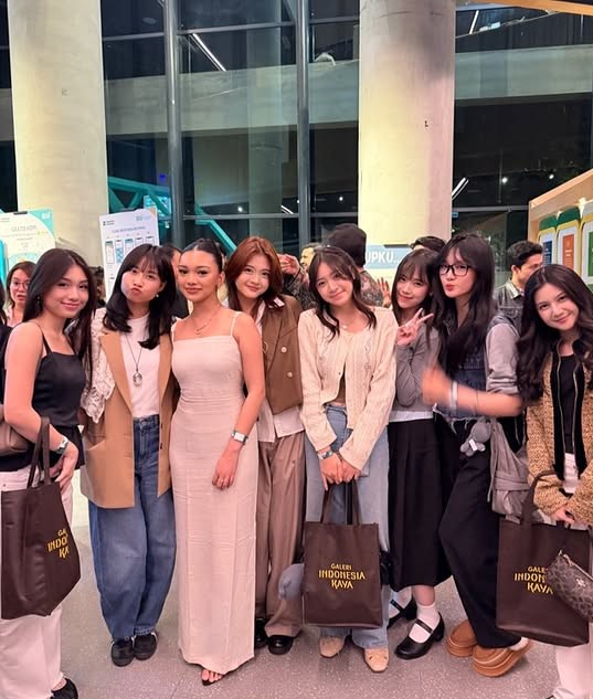 NagaGiny's tweet photo. Nonton Teater Musikal "Home Sweet Loan" https://t.co/SKu7biudQ0