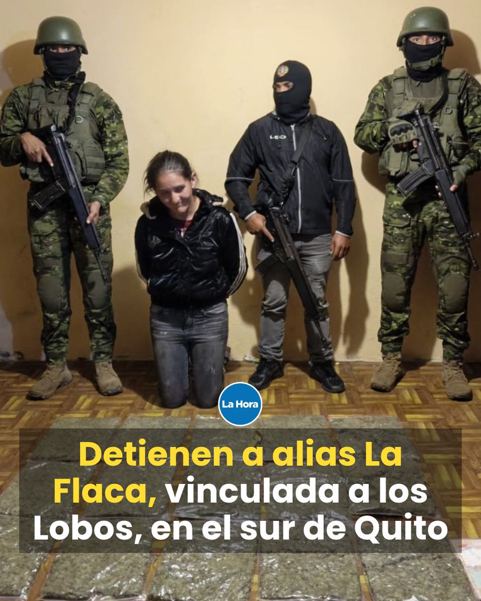 lahoraecuador's tweet photo. ⛓️ Estefani A. D., alias La Flaca, quien estaría relacionada con los Lobos, fue capturada en el sur de Quito. La detenida presuntamente se dedicaba a la venta de droga en un inmueble de La Ferroviaria 🏠. Detalles 👉 https://t.co/14oZFT8xGm https://t.co/xnRKrlKVGD