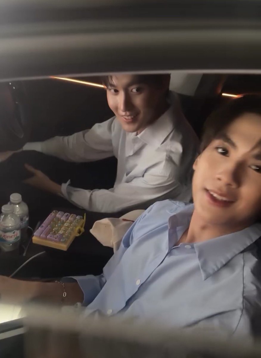 imfebboo's tweet photo. เร็นจิยูโร ดูพี่ริวเป็นตัวอย่าง https://t.co/HJTjrNm5LZ