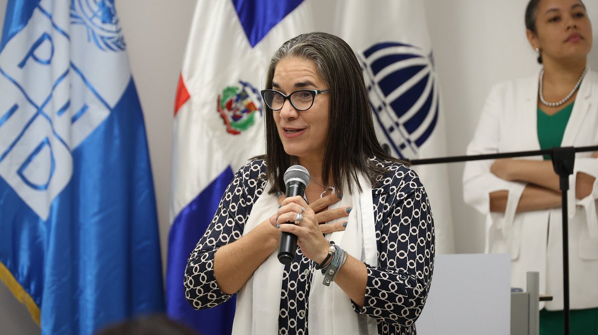 MMujerRD's tweet photo. A través del Sello Igualando RD, acompañamos a las empresas para convertir el compromiso con la igualdad en acciones concretas y verificables dentro de su gestión.
#MMujerRD #IgualandoRD #IgualdadQueTransforma #EmpoderamientoEconómico https://t.co/VBst8899eF