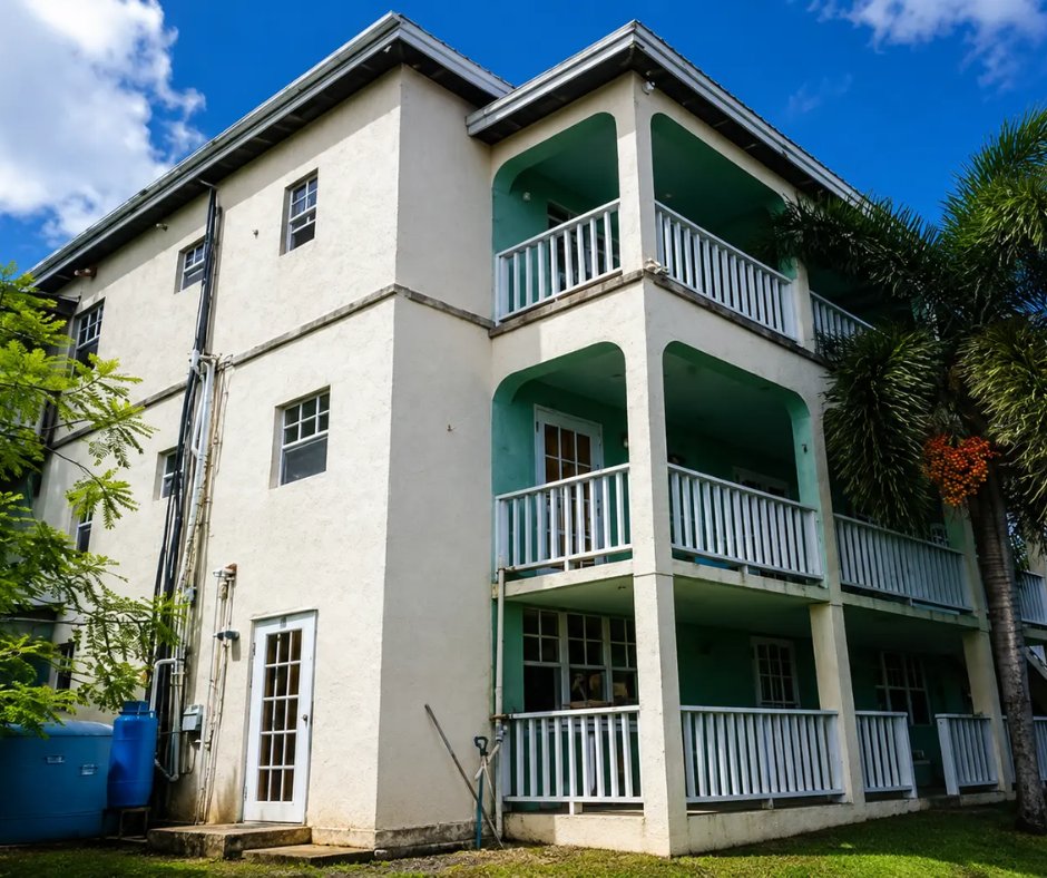 17_DegreesNorth's tweet photo. 🏠 Foreclosure – Farms Estate, Nevis. 3-story property on 18,500 SF with 9 bedrooms, 7 bathrooms &amp; 3,505 SF of living space. Built 2008. US$413,473.70 / EC$1,111,500. Auction: Nov. 20, 2026, High Court, Bath Village. 📞 869-669-0214 https://t.co/Kakj0MvqrK