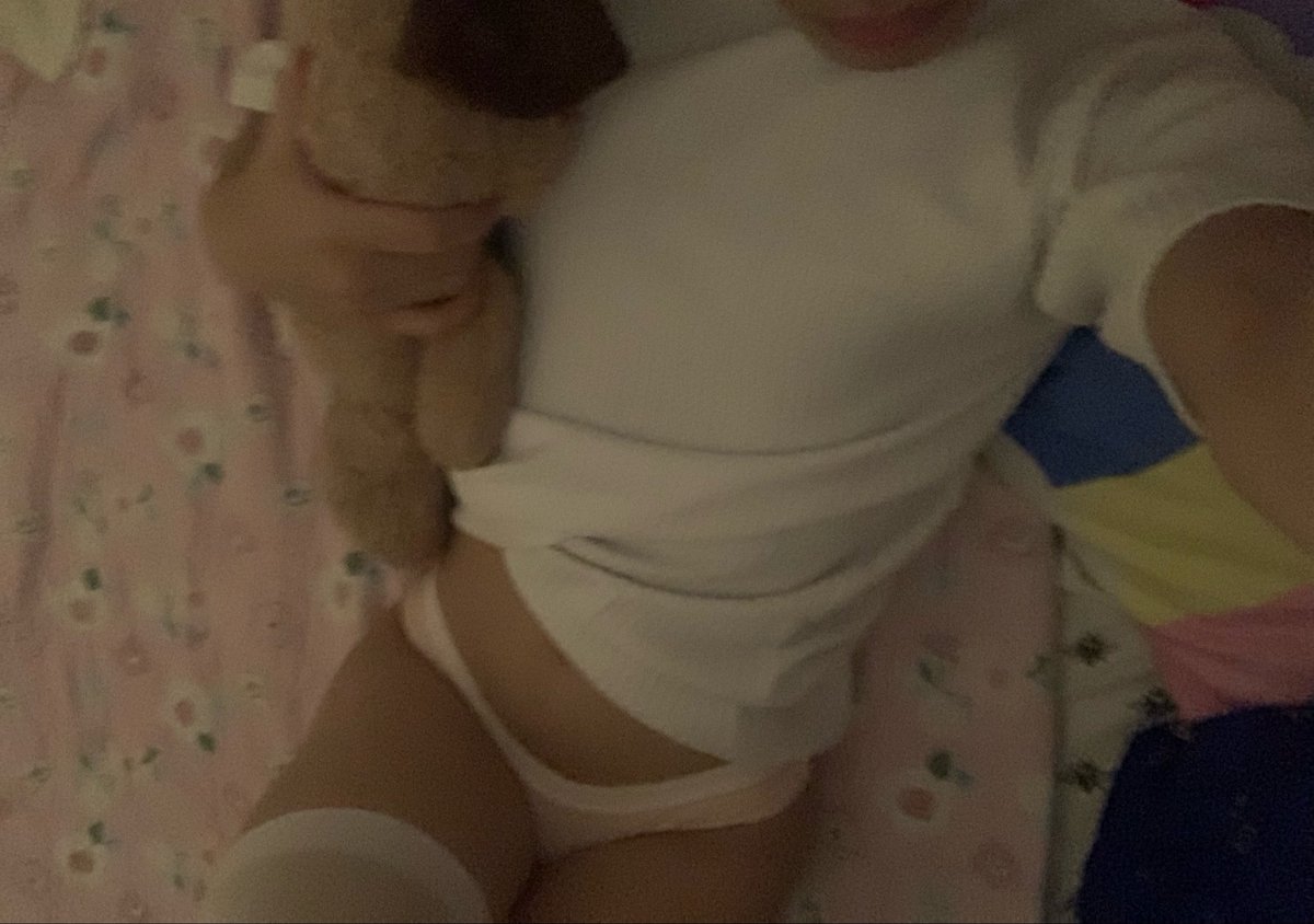 femboycookiepx's tweet photo. goodnyt teddy https://t.co/WyqLilyblv