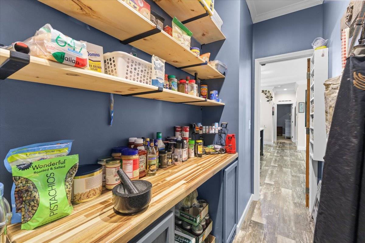 CarleenHeckert's tweet photo. Soaring ceilings and 1,792 sq. ft. of bright, open living make this 2025 Goodview home stand out. 3 beds, 2 baths, $378,999—with up to $5,000 toward closing costs and/or a rate buydown. https://t.co/JD5uSDU6mJ #VirginiaRealEstate #HomeForSale https://t.co/eis7KQcZhJ