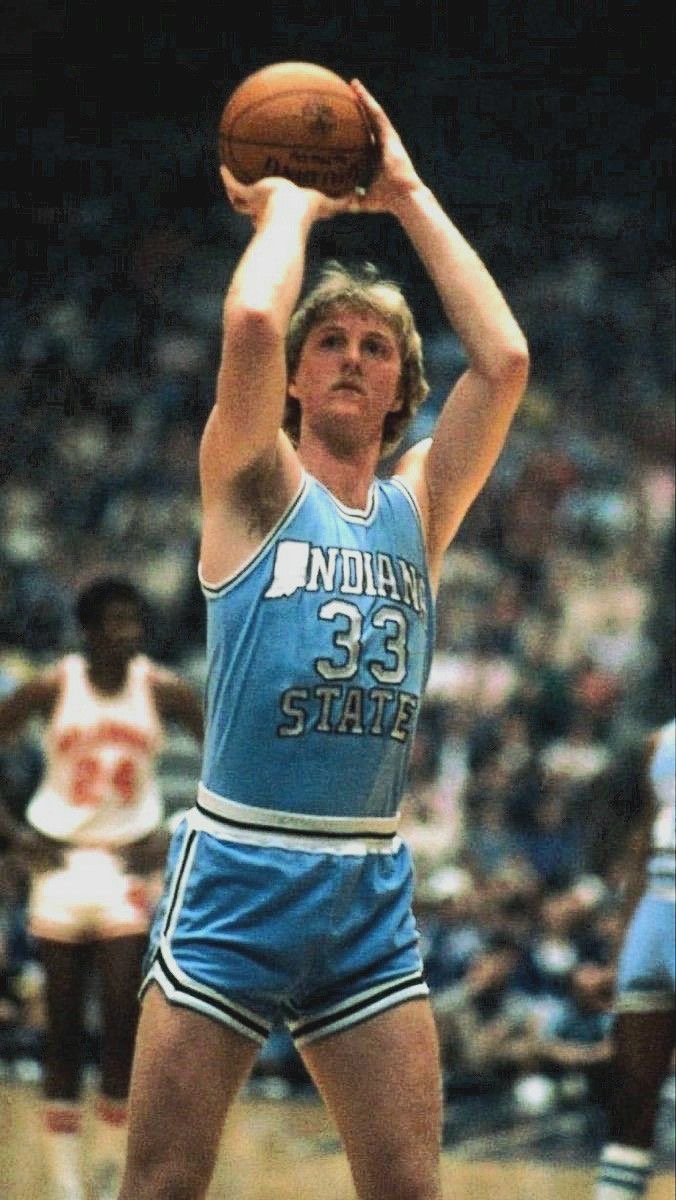 BBallNowandThen's tweet photo. Larry Bird ended up at Indiana State, but attended a different school prior. Who knows the school? https://t.co/yUcbckP5Dq
