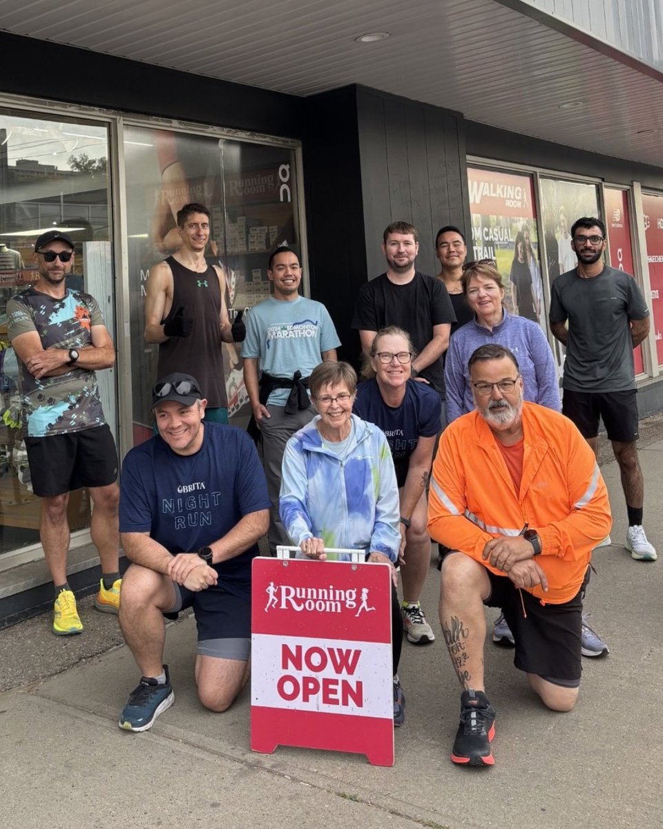 RunningRoom's tweet photo. Join our FREE Run Club! Everyone is welcome! 🍁 Join us every Wednesday (and Sundays at select locations) for great company, motivation, and fun.

https://t.co/CoCawJBTKh https://t.co/eFcaNCwnlg