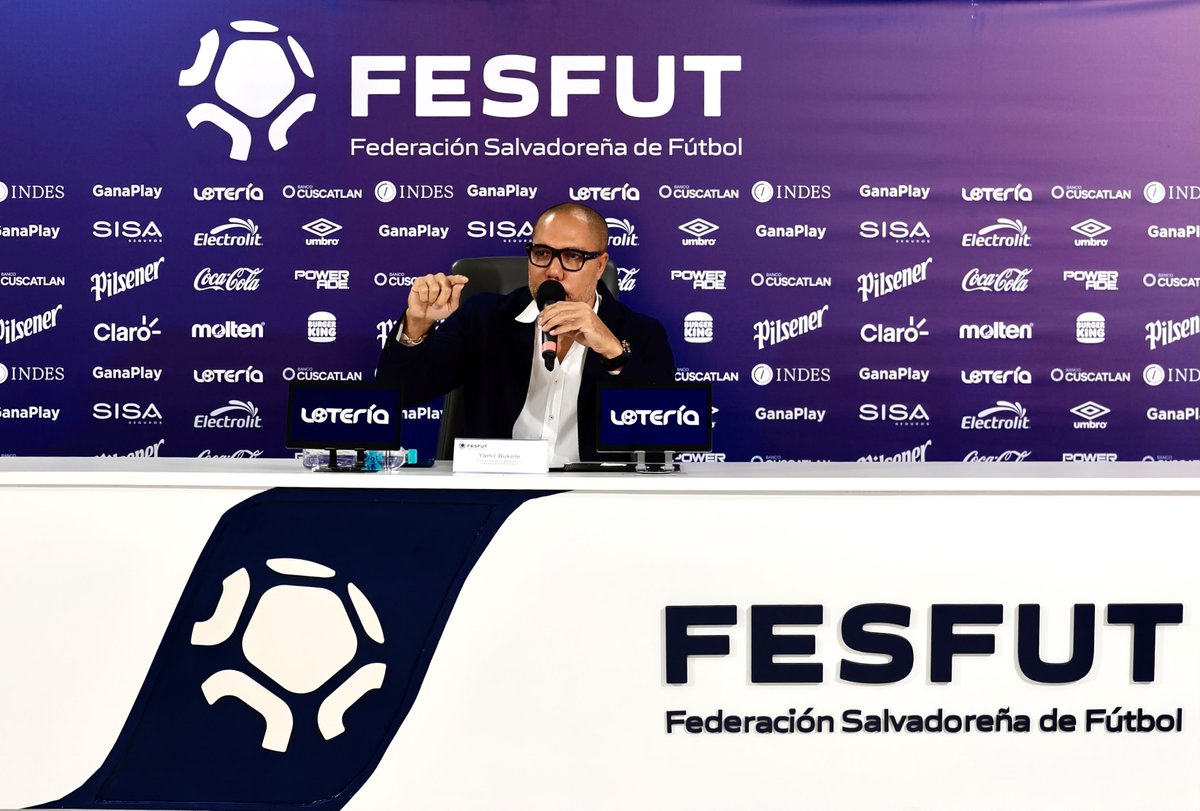 fesfut_sv's tweet photo. 🎙️ | @ybukele:
“Después de conocer y saber todo esto, ¿creen que si quitamos al cuerpo técnico, el fútbol, los resultados o el desarrollo de la Selección Nacional va a cambiar?” https://t.co/RVCNAKPDgR