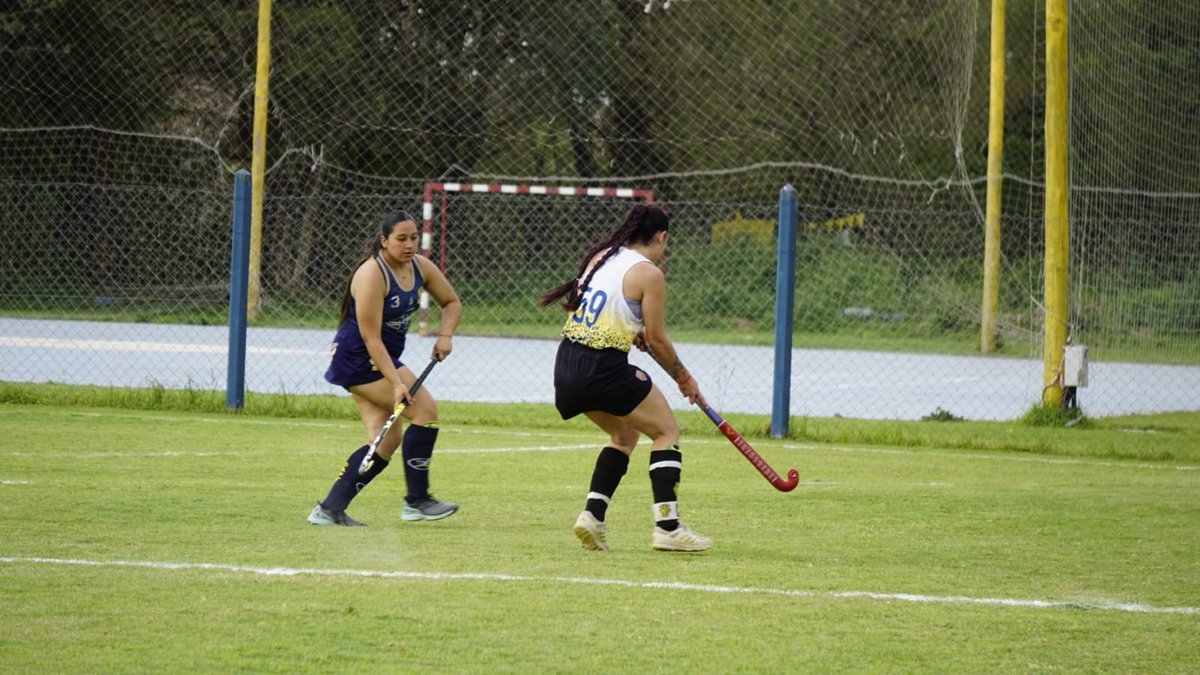 ReginaOrellano's tweet photo. un amor para toda la vida 🏑💙💛 https://t.co/dqzSgV1OUM