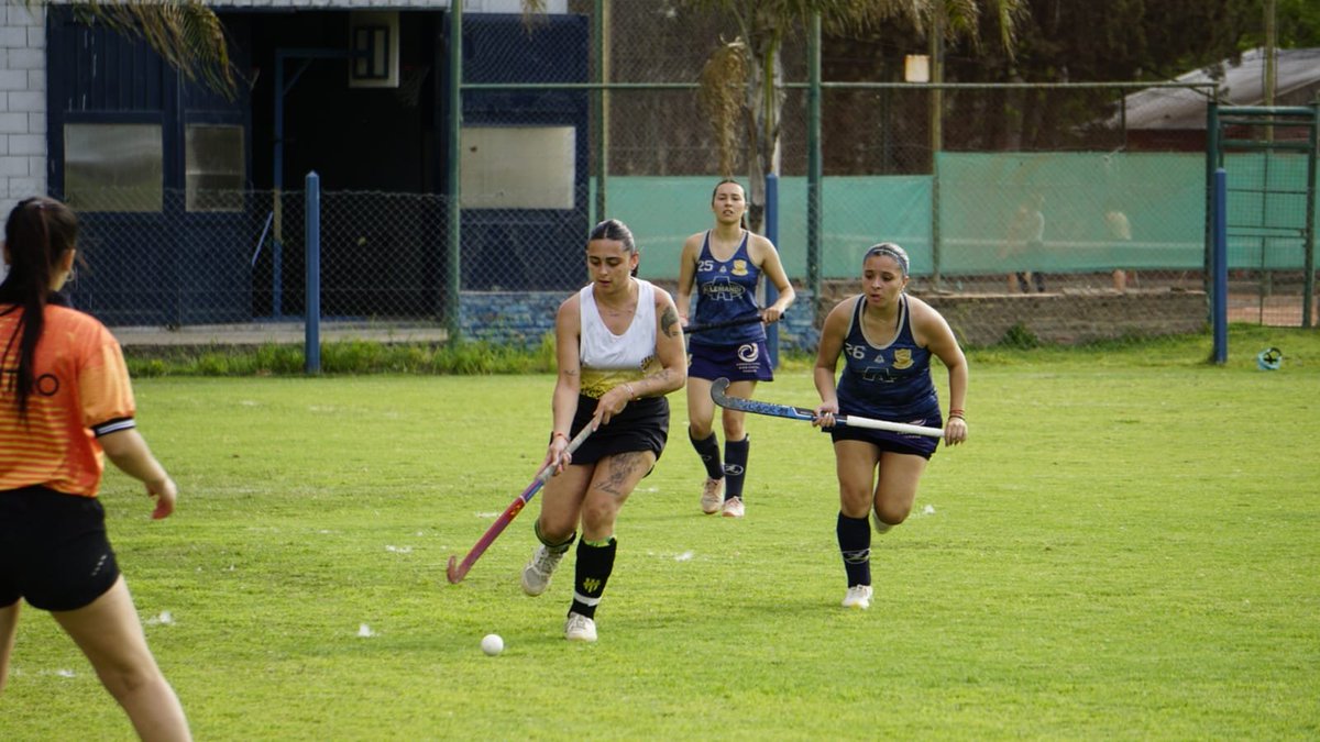 ReginaOrellano's tweet photo. un amor para toda la vida 🏑💙💛 https://t.co/dqzSgV1OUM