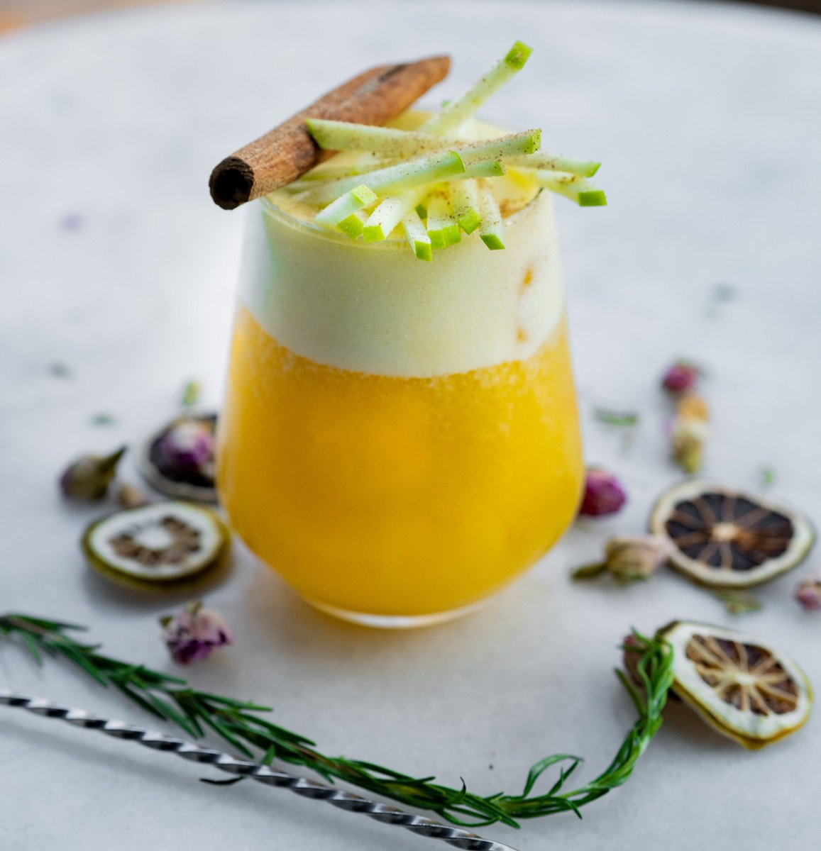 Aldelo's tweet photo. 🍂 How to Create a Fall Menu That Increases Restaurant Sales

🍵 Turn Seasonal Favorites into Sales Opportunities

🥐 Learn more: https://t.co/zZcMhQ9UlO

#SmallBusiness #Aldelo #Restaurants #smallbusiness #FallMenu #Fall #SeasonalMenu #PumpkinSpice #AppleSpice https://t.co/Ib2RSXm0NF