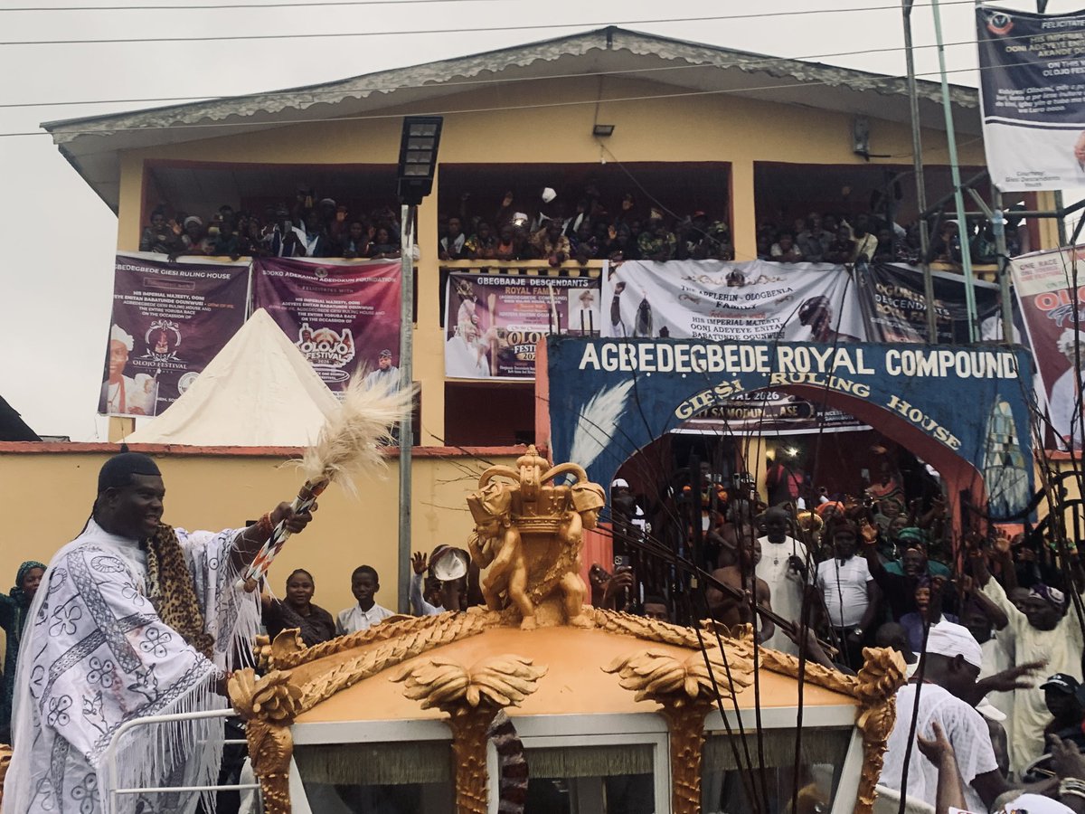 kolaayanwuyi's tweet photo. Ọlọ́fin Àdìmúlà
Àlàká ọmọ àpáárà
Àrólé Odùduwà https://t.co/NCcfbwteSt