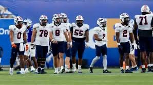RyanW_77's tweet photo. #AGTG #JUCOPRODUCT Blessed to receive an offer from @CoachJCas @UTM_FOOTBALL  @JJones178 @JUCOFFrenzy @JuCoFootballACE @JGonzalesJr10 @warren_rowan @ScottLashleyPRF @MSJUCOREPORT https://t.co/nZJSW4wifw