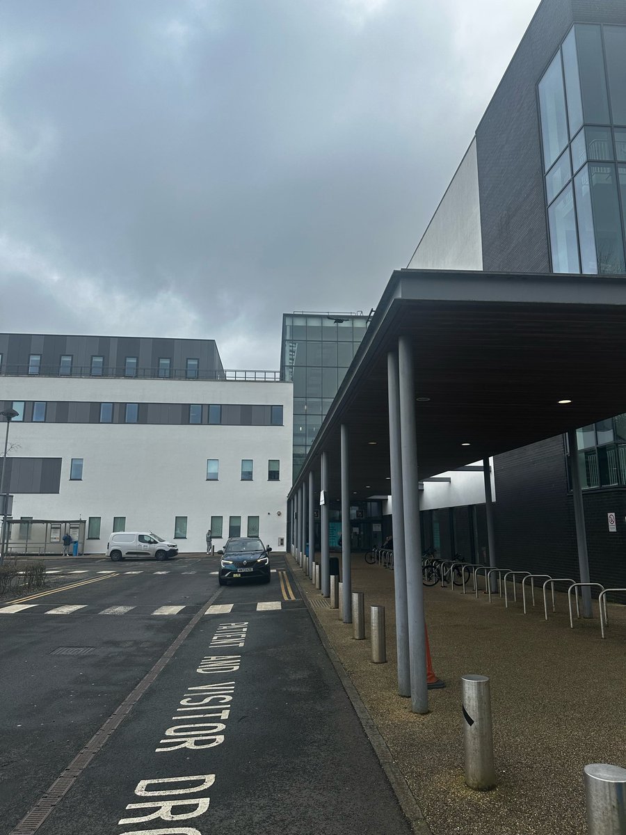 Physio_ArranK's tweet photo. Placement Reflection – Chronic Pain Management 👁️🧠

My fifth and final full-time placement as a student physiotherapist was within NHS Scotland’s National Pain Management Programme. 🌍

#ChronicPain #PainManagement #Fibromyalgia #CRPS https://t.co/0KuUCebD3o