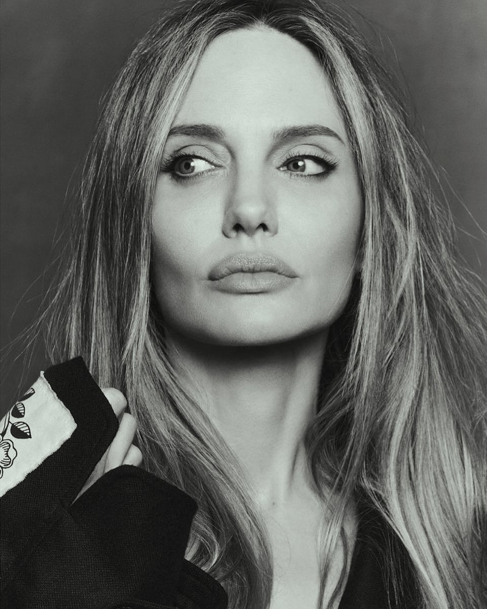 Unbroken79's tweet photo. Angelina by Luigi &amp; lango (2024) https://t.co/cD0MOgrAk8