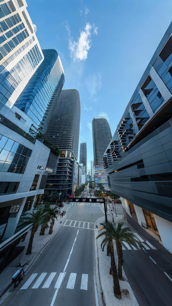 viewsoff's tweet photo. Miami, 🇺🇸 https://t.co/dnvxcajln3