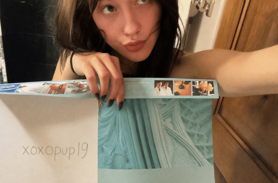 xoxopup19's tweet photo. ʚ new pinned ɞ

❤︎ fairly new to #nsfwtwt, faceless for now! 
❤︎ 19f, she/her, bi (fem +++)
❤︎ soft &amp; hard kinks 
❤︎ yes i sell! payment links in bio :3
♡ &amp; ↻ for moots, ily #moot https://t.co/HlQxMmYeqh