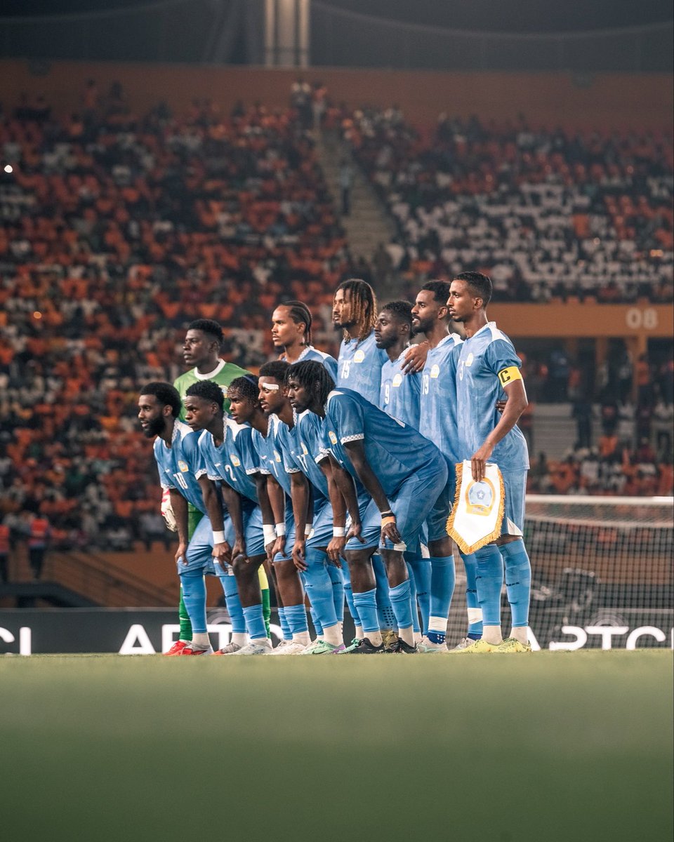 Abdisharif01's tweet photo. Two tough games, a lot to learn from. Always an honour 🇸🇴💙 https://t.co/R6TAv39wjL