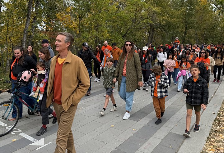 GregMcLeanYYC's tweet photo. 1/2: Today is Natl Day for Truth &amp; Reconciliation; also Orange Shirt Day as visible reminder of children whose language &amp; culture were taken away. Reconciliation takes time &amp; consistent effort to ensure Indigenous Cdns are fully respected. Today reminds us of that responsibility. https://t.co/mYZhqfjkdf