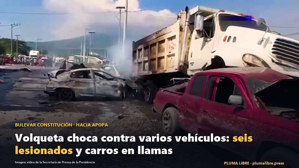 PlumaLibrePress's tweet photo. 🚨 Una volqueta chocó contra varios vehículos en el bulevar Constitución, hacia Apopa; varios carros en llamas. El Gobierno reporta seis lesionados. Medios locales hablan de un fallecido, sin confirmación oficial. Es el segundo accidente grave de un camión ahí en septiembre. https://t.co/tQSV89AI8z