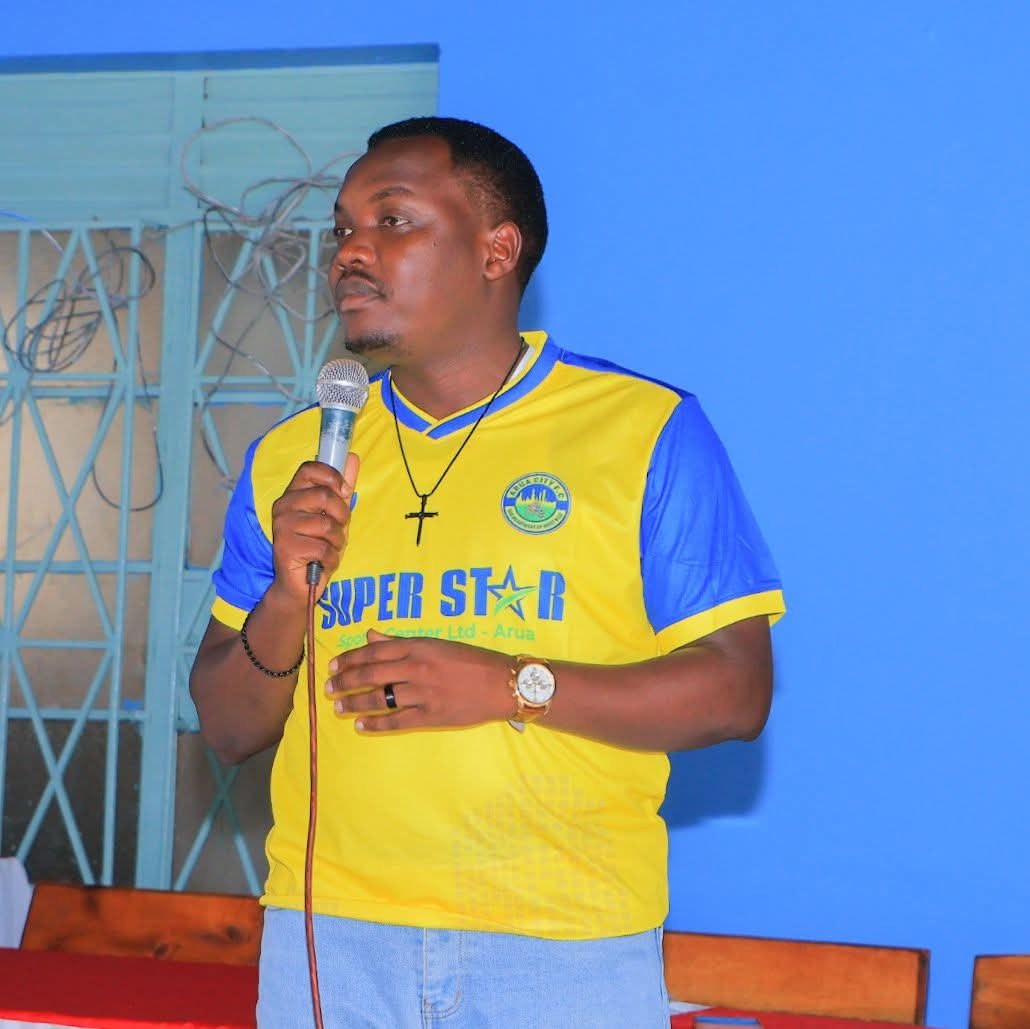 arua_fc's tweet photo. Ladies and gentlemen, The moment has arrived!

Let’s welcome our esteemed Club Patron, His Worship Mayor @LAlionzi 

#WeAreTheCityBoys #TheHeartBeatOfWestNile https://t.co/eErdKSdy6G