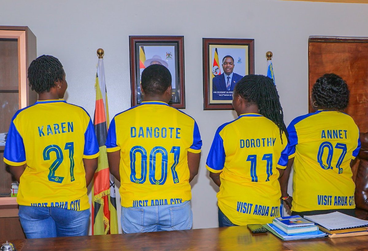 arua_fc's tweet photo. Ladies and gentlemen, The moment has arrived!

Let’s welcome our esteemed Club Patron, His Worship Mayor @LAlionzi 

#WeAreTheCityBoys #TheHeartBeatOfWestNile https://t.co/eErdKSdy6G