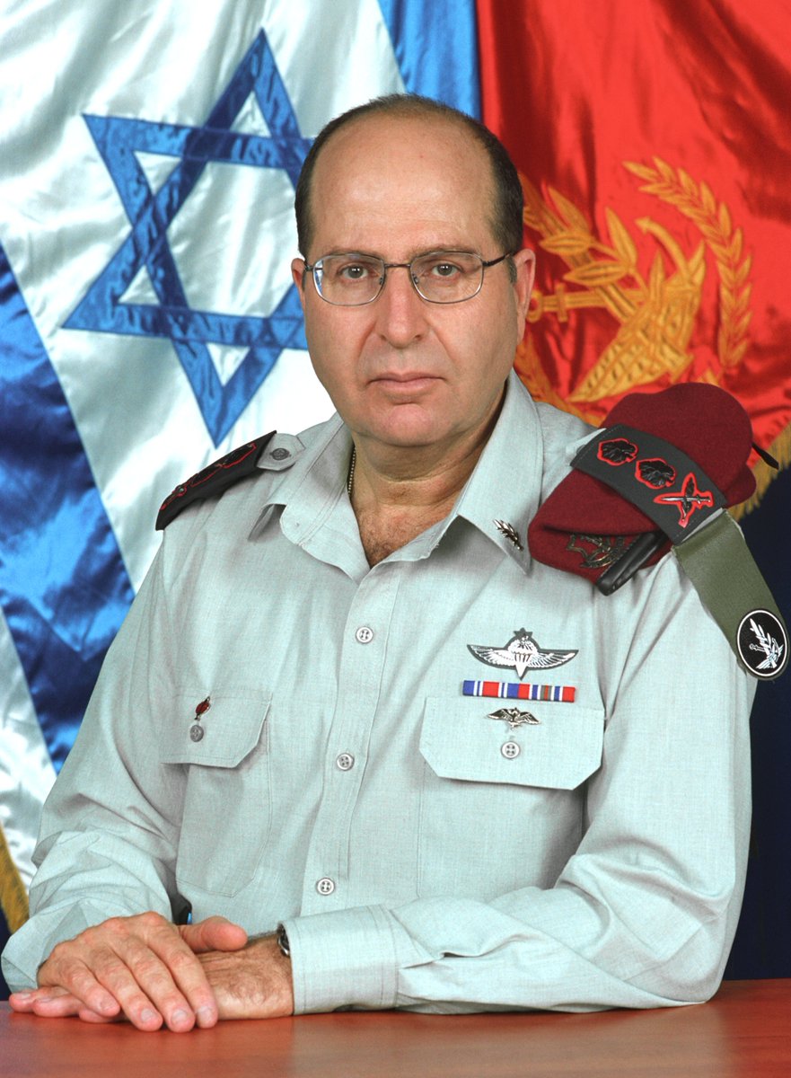 FORTRESSMAXXING's tweet photo. 🇮🇱🇸🇾 Israeli Defense Minister Moshe Yaalon, 2015:  

Israel has provided aid to Syrian rebels on the condition that they do not harm the Syrian Druze.

It is not in the Syrian rebels' interest to publicize the fact that Israel assists them. https://t.co/9IF1KMv4EV