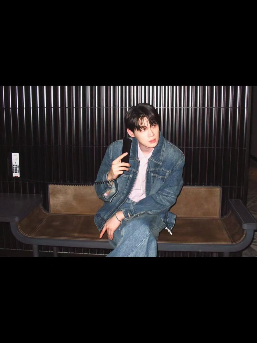 uG0SJvdHVBia6Ph's tweet photo. Made it to Paris ✨ Excited for what’s coming next.

WELCOME KIM YOON SIK TO PARIS

#KIMYOONSIK×PFWSS27
#KIMYOONSIKINPARIS https://t.co/WFiMBgi0Pr