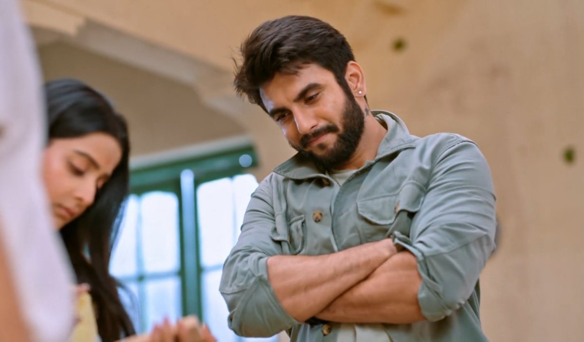 iamfaironly's tweet photo. I want my handsomewa jeet back who serves looks at every other second It seems like from last two episodes he is gone somewhere 😩I need him back Soo badly plzzz😭🔥🫴🏻
#yehfitoortera #jeet #ishhandhawan https://t.co/O1knHPY47B