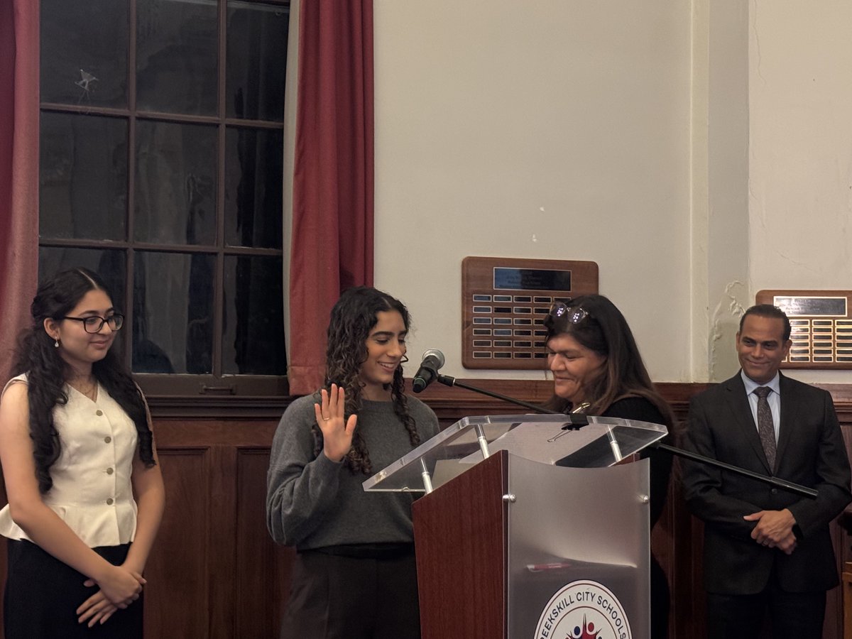 PeekskillCSD's tweet photo. Congratulations to our two Ex Officio Student Board Members, Miss Ella Morel and Miss Yarel Valenzuela, who each took an oath of office at last night's Board of Education meeting! We look forward to hearing from these student representatives throughout the  year. https://t.co/WWPXdRFPPb