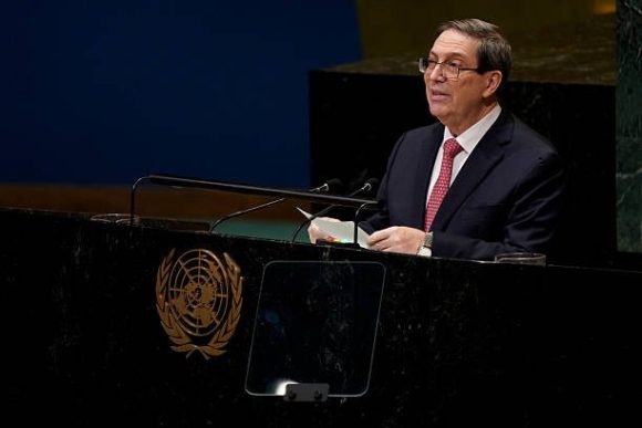 LucreCruz's tweet photo. #Cuba Bruno Rodríguez Parrilla: La ley de la selva no puede ser el futuro de la Humanidad
#CubaNoEsUnaAmenaza 
https://t.co/3ZZzMwEPfW https://t.co/rP95uPlTkr