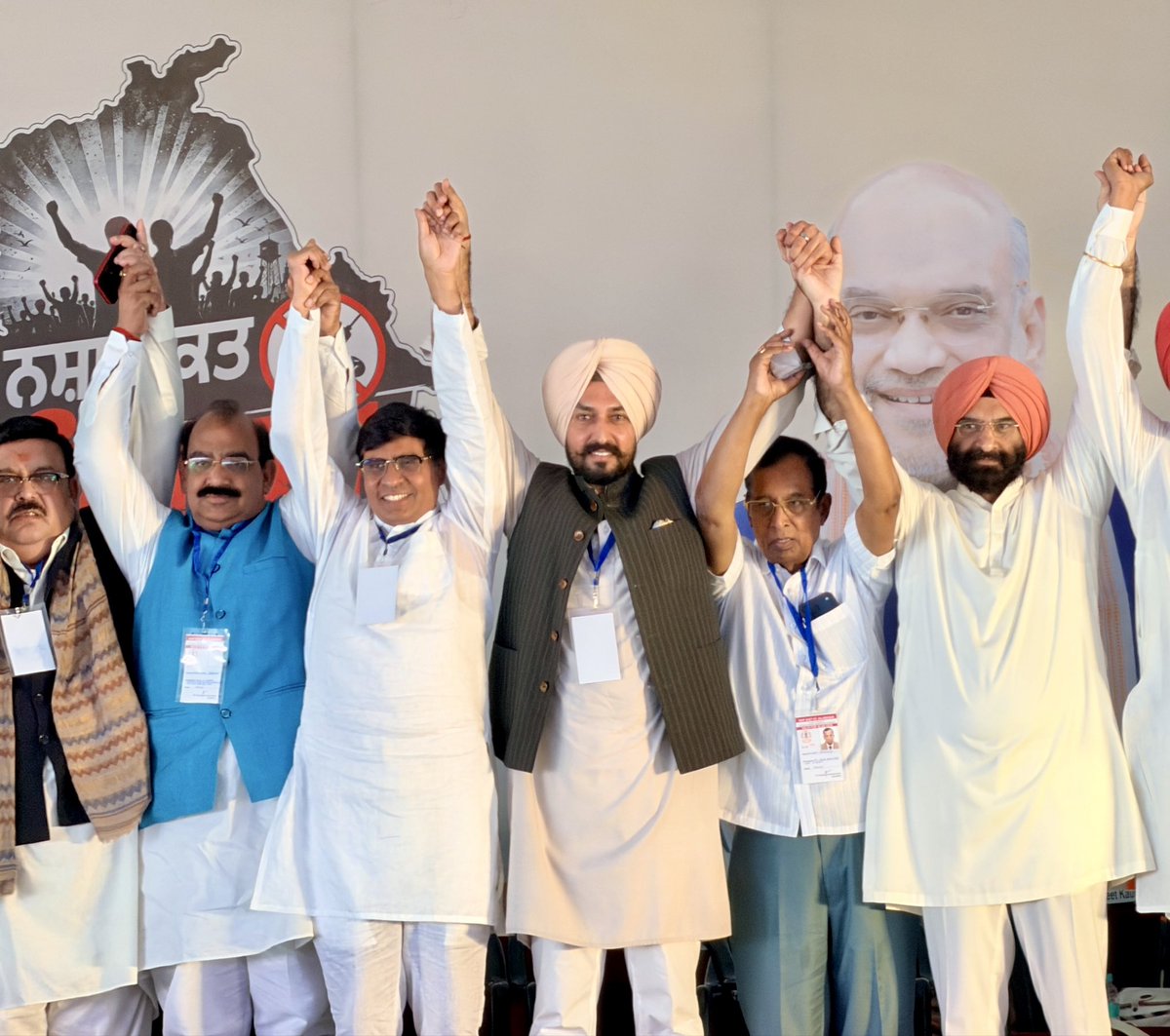 PSBrarOfficial's tweet photo. पंजाब की जवानी को नशे की गिरफ्त से मुक्त कराना हमारा अटल संकल्प है।

31 दिसंबर 2029 तक नशा मुक्त पंजाब — केंद्रीय गृह मंत्री श्री अमित शाह जी।

नशा मुक्त पंजाब — हमारा मिशन, हमारा संकल्प। https://t.co/MwheueQ5Mb