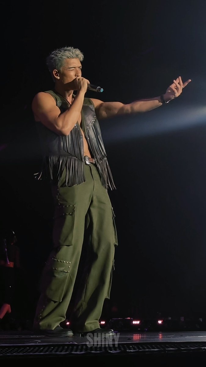 teacat26017659's tweet photo. 🔥🔥🔥🔥
#JossGawinConcert
#JossWayar https://t.co/F9RbbtOsnS