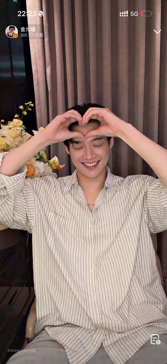 Just4Sonya's tweet photo. Kim Yoonsik has arrived in Paris. Let the Paris journey begin. May the adventure be filled with joy and happiness.

WELCOME KIM YOON SIK TO PARIS

#YOONSIKPFWSS27
#KIMYOONSIKINPARIS https://t.co/6BXLiCSxLr