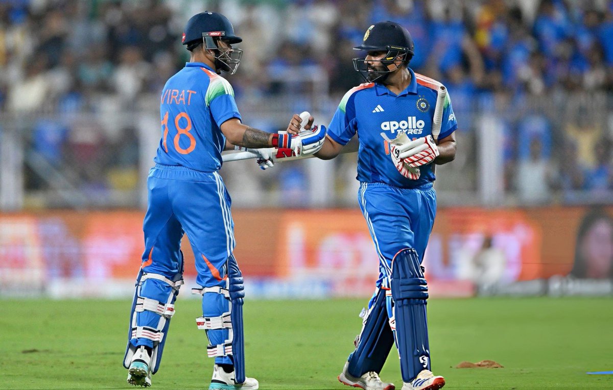 KohliSensation's tweet photo. Thread Of Virat Kohli HQ Pics From Today's Match Against West indies At ACA Barsapara Cricket Stadium, Guwahati.📸💙
.
.
.
(1/n)
.
.
.

 #INDvWI #INDvsIND @imVkohli https://t.co/a7kNrq2Y1t