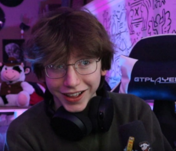 coconut01970's tweet photo. Coy always looks so good wearing his glasses https://t.co/izvBEQljX1