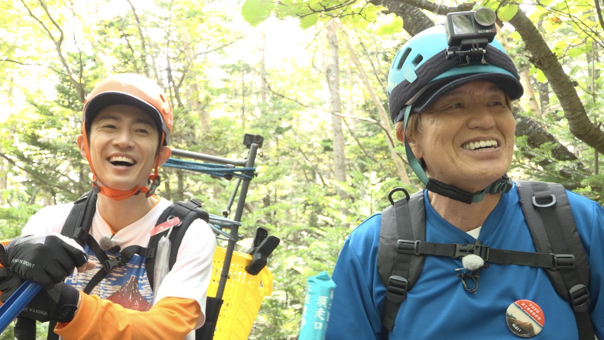 TVGweb's tweet photo. 「相葉ヒロミのお困りですカー？」
3時間SPが今夜放送⏰

KEY TO LIT・佐々木大光らも参戦
ヒロミ＆相葉雅紀と
世界遺産・富士山を徹底大掃除🗻

相葉＆佐々木チームは
登山道で不気味なテントを発見⁉️
100kg超えの“ラスボス”級ゴミも…

https://t.co/zxI5EW4PUZ

#相葉ヒロミ https://t.co/OntAptjIAW