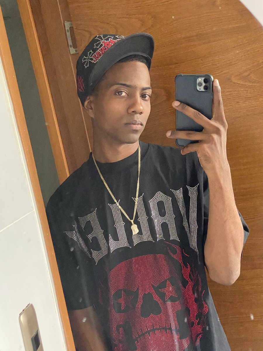 angel1212lr's tweet photo. Estamos activo contenido exclusivo tiren, por eso de vuelta al juego quiero mucho RT🔥👿 https://t.co/03pPkQOo46