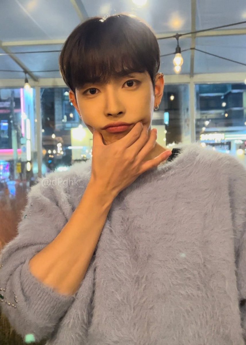 0obbu_'s tweet photo. #누구보다_빠른_10월_최애_선점 
세상이 티즈들한테만큼은 더더 다정하기를 https://t.co/ouZSQQXIMK