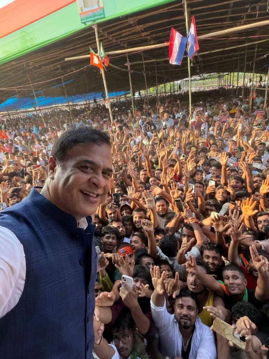 Sanjaykm2006's tweet photo. #Mama_Craze 🧡✨
A little love, a lot of craze! 😍🧡
#CMWithDifference
#MyCMMyPride
@himantabiswa https://t.co/6uwVf3EfoJ