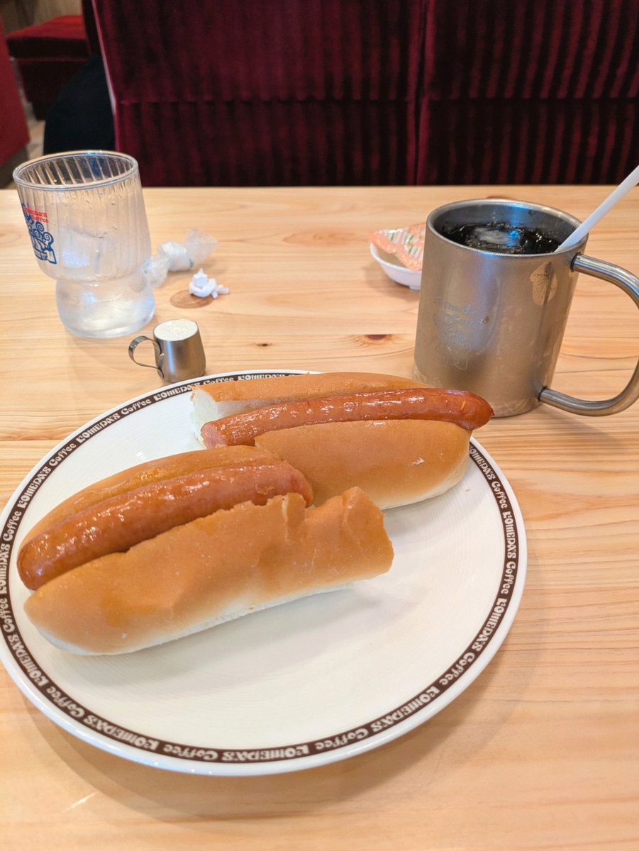 nefoo1's tweet photo. はぁー泣きすぎて疲れた、寝る
お騒がせしましたが、泣いて少しだけ持ち直しました https://t.co/jJe2wE8DBE