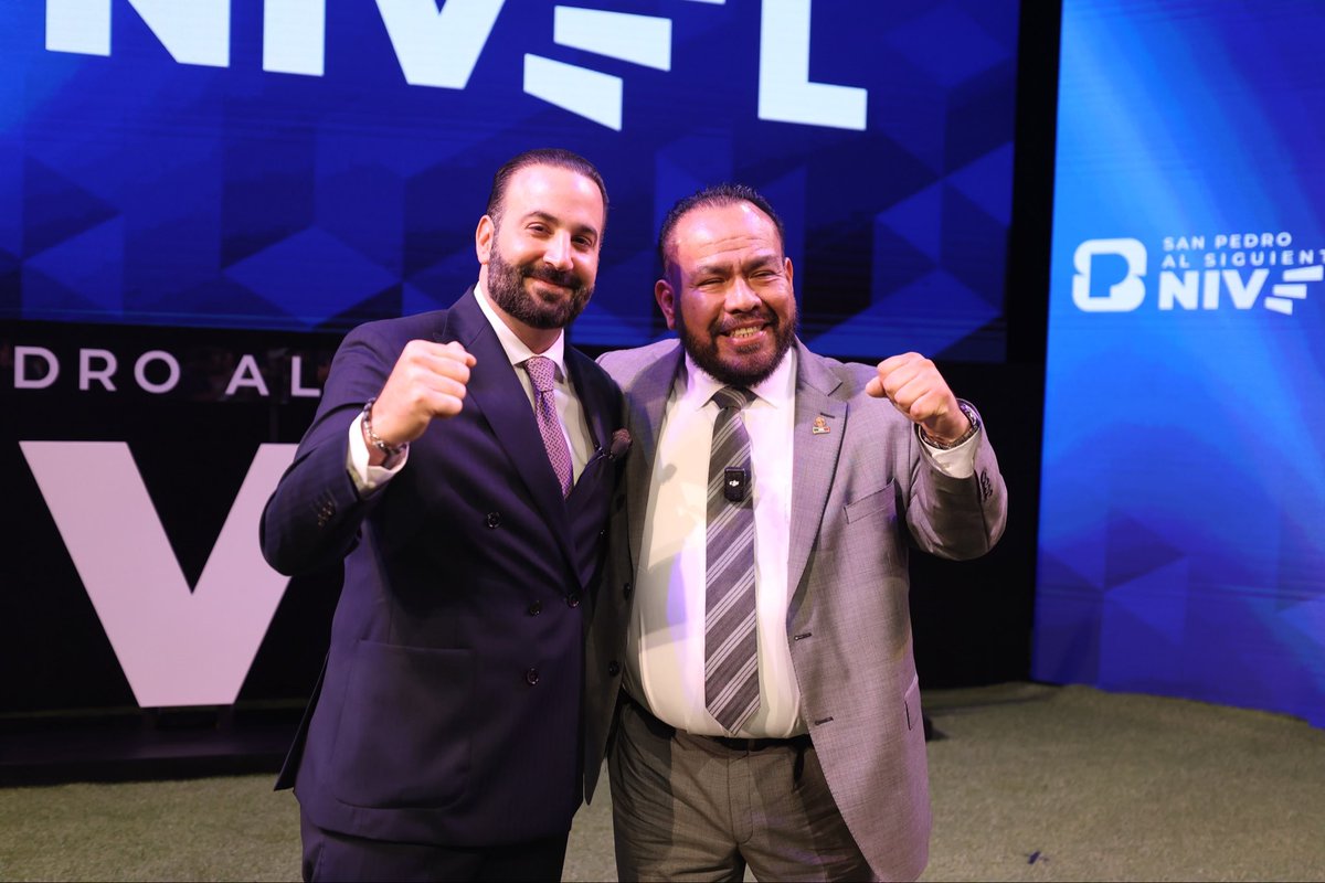 PANNLMX's tweet photo. 💙 Acompañamos a Mauricio Farah en su Segundo Informe de Gobierno, reconociendo los avances y resultados en beneficio de las familias de San Pedro.
#PANNL #SanPedro #JuntosMásFuertes https://t.co/QzYzd9C6Sx