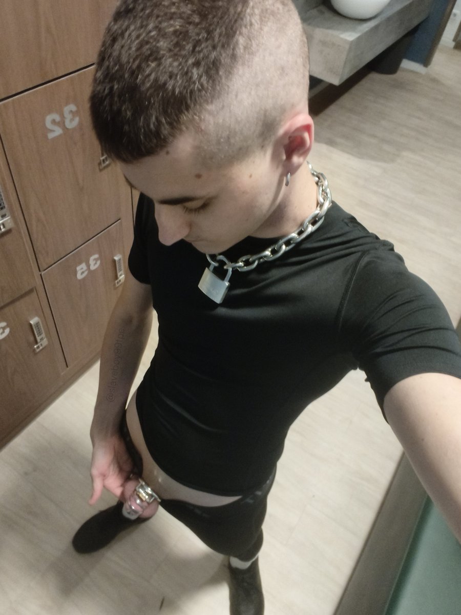 slaveboy99tpe's tweet photo. In the gym with a locked useless dicklet, in a slutty outfit 💪🏻🖤
Soon-to-be twunk 😁

Who's doing Locktober? And who's already permanently locked like this slave? 🔒😈

#locked #chastity #malechastity #gaychastity #teamlocked #locktober #cagecheck #fag #gym #twink #twunk #slave https://t.co/cqveNNwlf7
