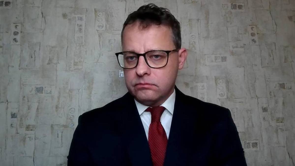 szykom89's tweet photo. Decyzja niezrozumiała i trudna do przyjęcia-Sąd postanowił o przyznaniu #listżelazny przestępcy i uciekinierowi z partii @pisorgpl- @RomanowskiPL. Cios w sprawiedliwość państwa!
@PK_GOV_PL #AferyPiS #PiSowskieSzuje #PiStoMafia #PrzestępcyPiS #PiSMafia @MS_GOV_PL #PiS https://t.co/YRelGYa4Ei