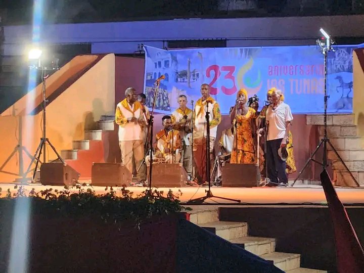 DirGestionTunas's tweet photo. Con una gala artística se recibió anoche en #LasTunas el Aniversario 230 de la ciudad que es Balcón del Oriente cubano.
#LasTunasPorLaSalud
#SiSePuede https://t.co/14iO3QPIZQ