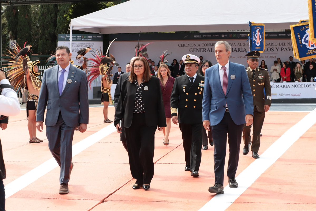 pepechedrauimx's tweet photo. 🇲🇽 Hoy rendimos homenaje a la historia y al legado del “Siervo de la Nación”, el General José María Morelos y Pavón, en el 261 aniversario de su natalicio.

Una oportunidad para recordar sus ideales y su importante contribución a la Independencia de México. https://t.co/TO4RLhqp0e